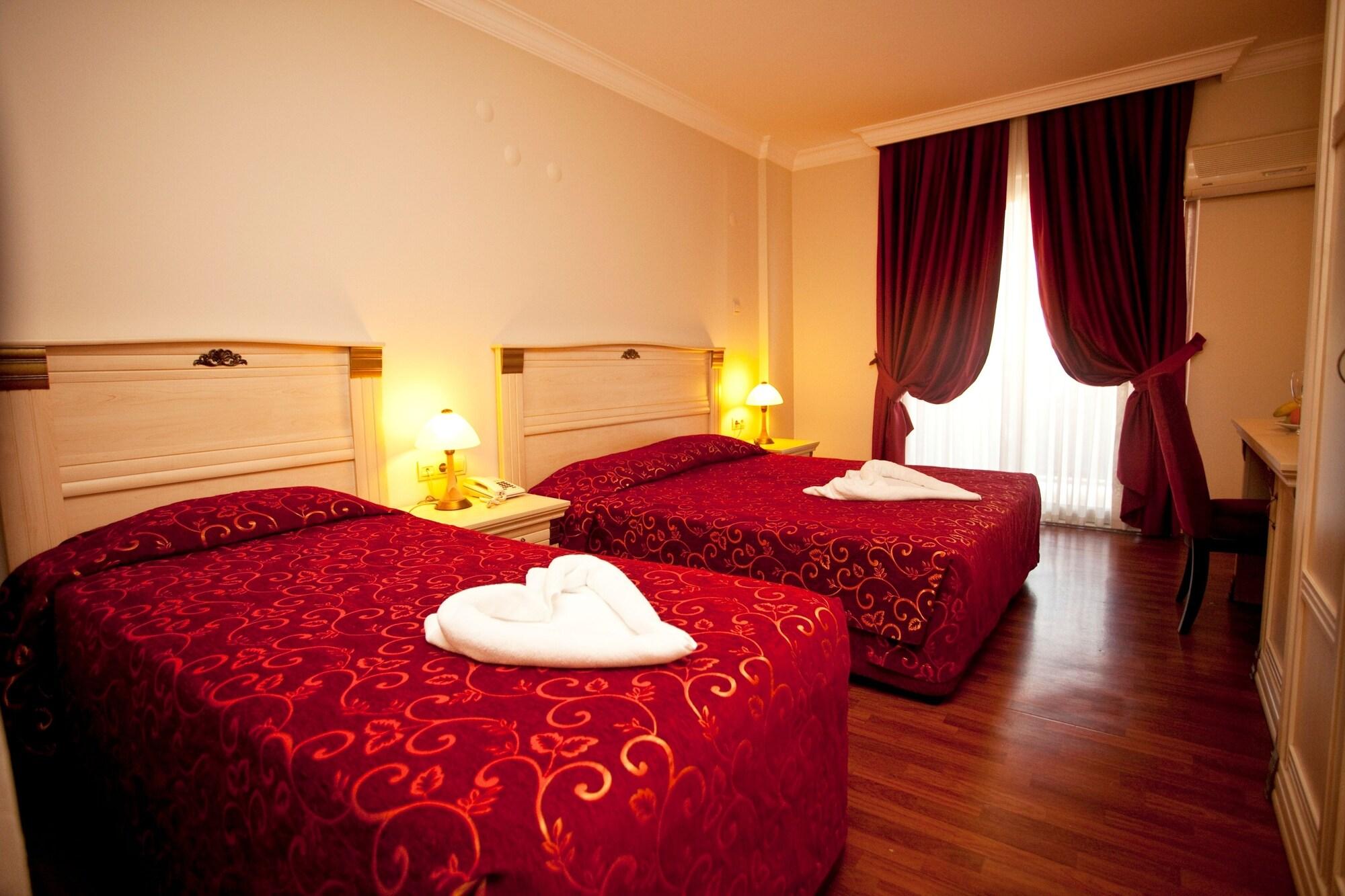 Duqqan Deluxe Hotel Kusadası Esterno foto