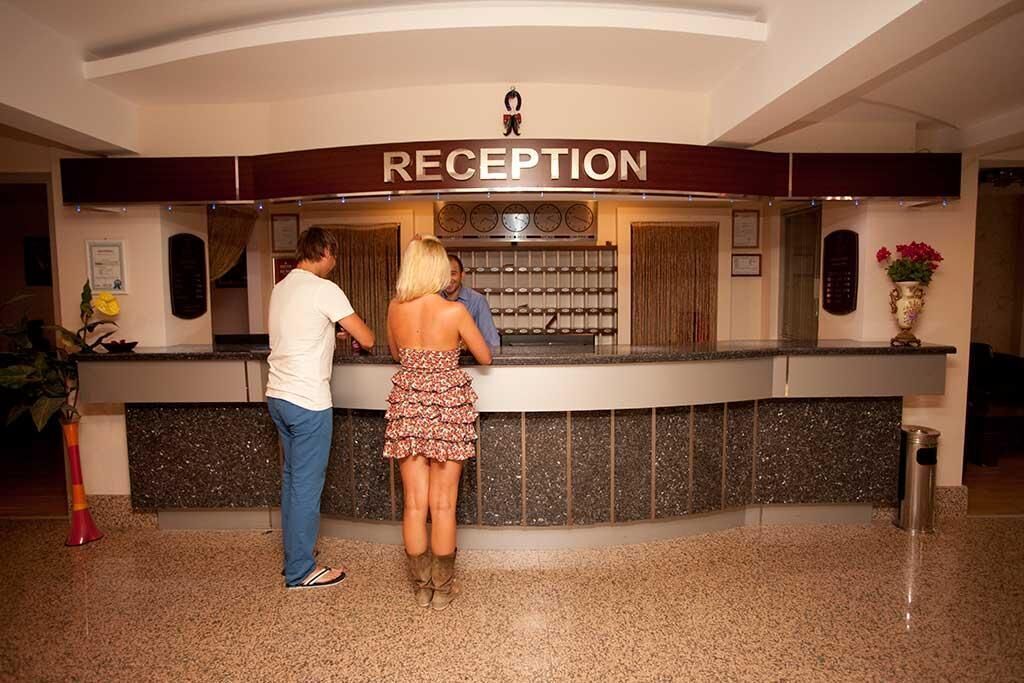 Duqqan Deluxe Hotel Kusadası Esterno foto