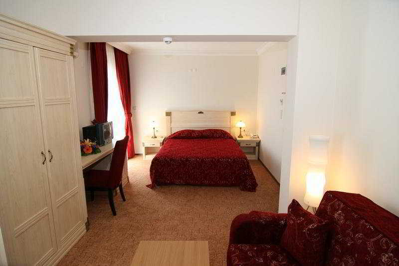 Duqqan Deluxe Hotel Kusadası Esterno foto