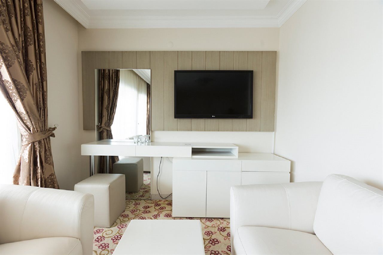 Duqqan Deluxe Hotel Kusadası Esterno foto