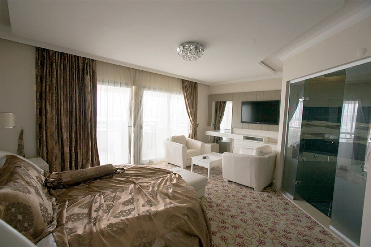 Duqqan Deluxe Hotel Kusadası Esterno foto